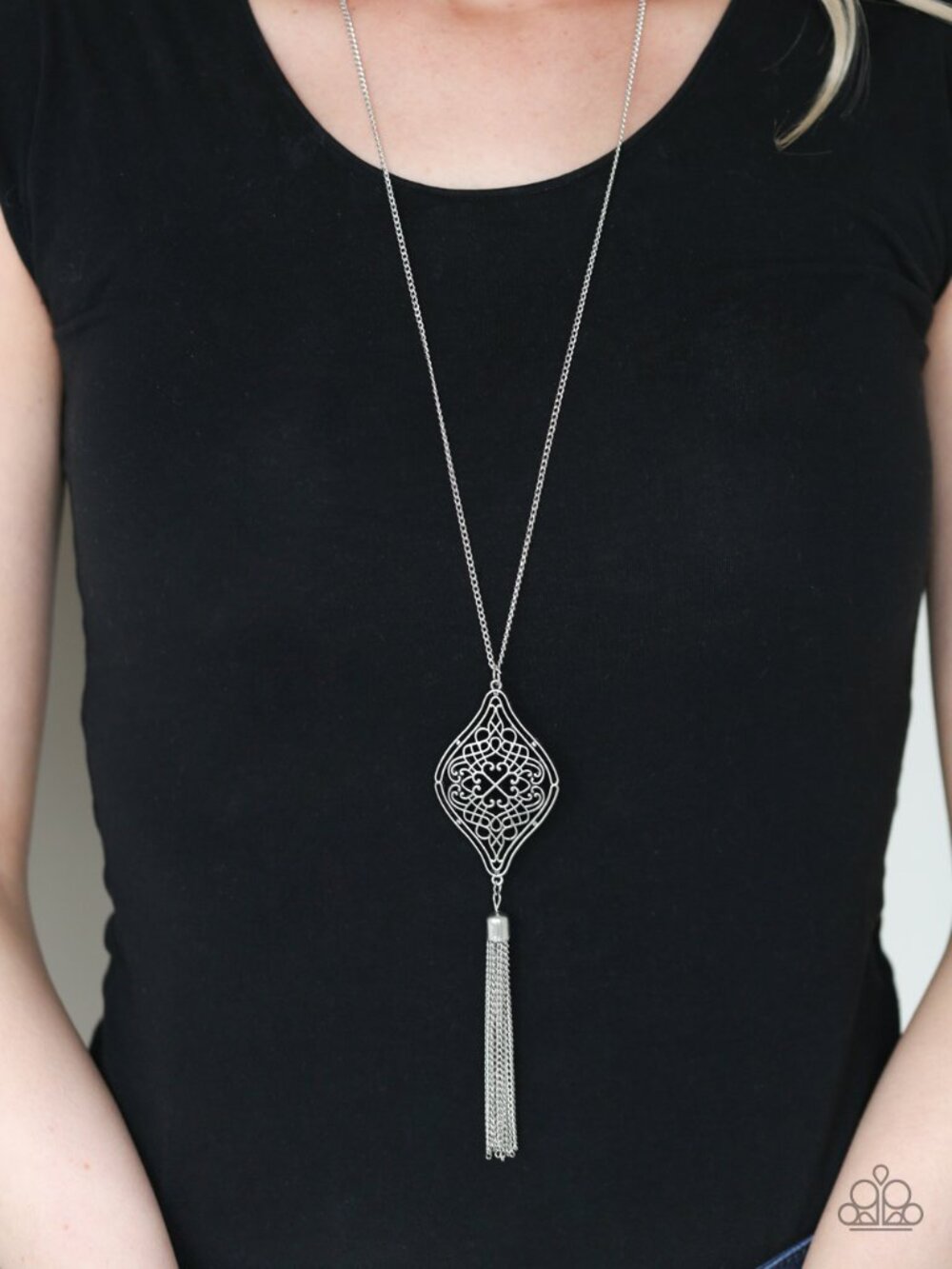 Paparazzi Necklace and Earrings Set (NL203)